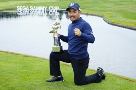 Kazuki Higa secured a two shot come-from-behind win at the Sega Sammy Cup on Sunday. Photo: JGTO