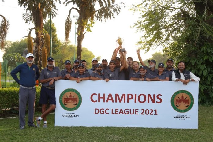 The victorious BMW-Deutsche Motoren team after winning the inaugural Delhi Golf Club League.